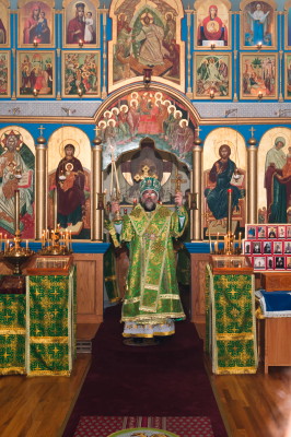 visit by bishop michael 14 20120720 1259588949
